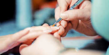 Schritt für Schritt zur perfekten Maniküre